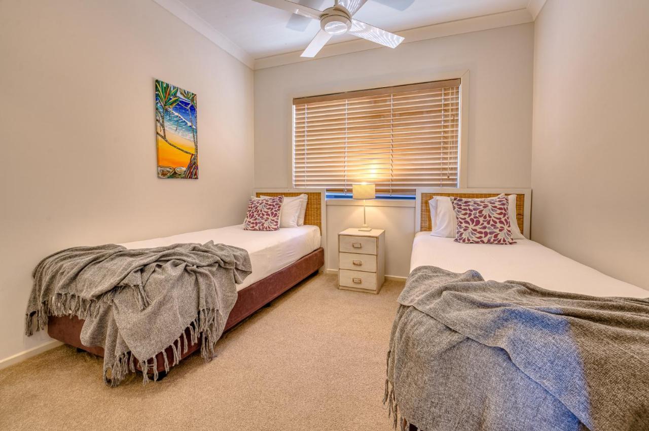 The Point Coolum Aparthotel Кулъм Бийч Екстериор снимка