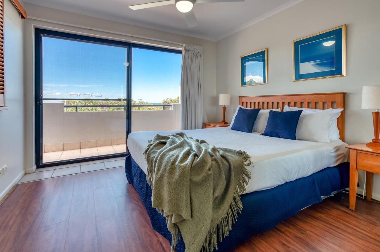 The Point Coolum Aparthotel Кулъм Бийч Екстериор снимка
