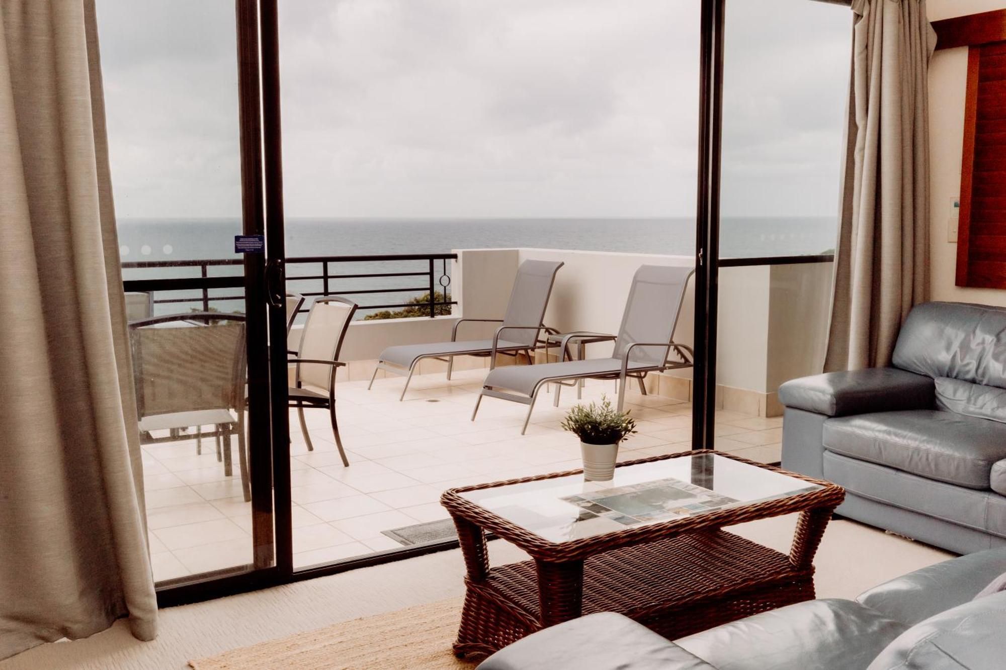 The Point Coolum Aparthotel Кулъм Бийч Екстериор снимка